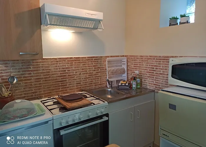 La Campagne De Bas *